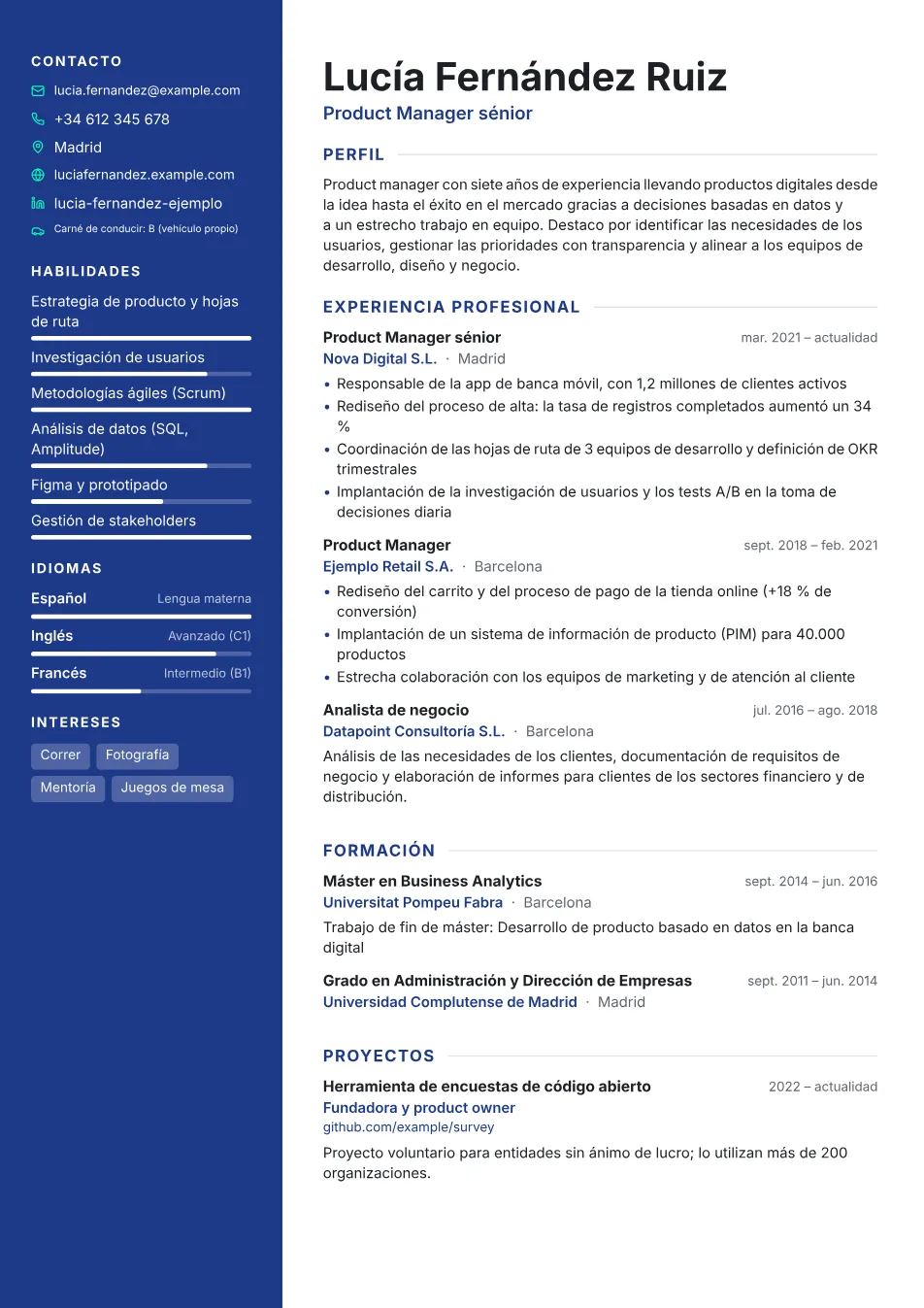 Currículum de ejemplo con la plantilla Moderna